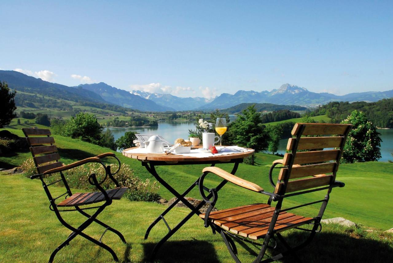 Golf De La Gruyere Hotel Pont-la-Ville Luaran gambar