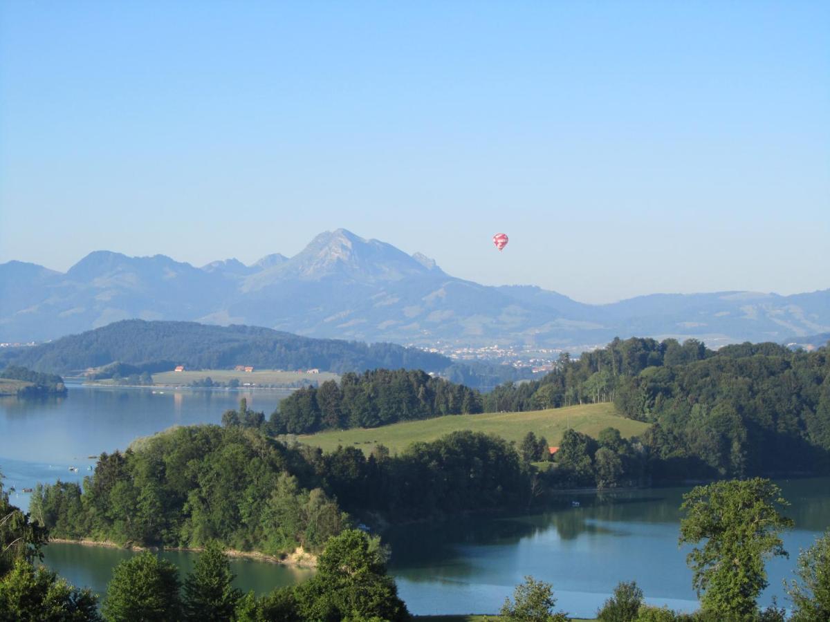 Golf De La Gruyere Hotel Pont-la-Ville Luaran gambar